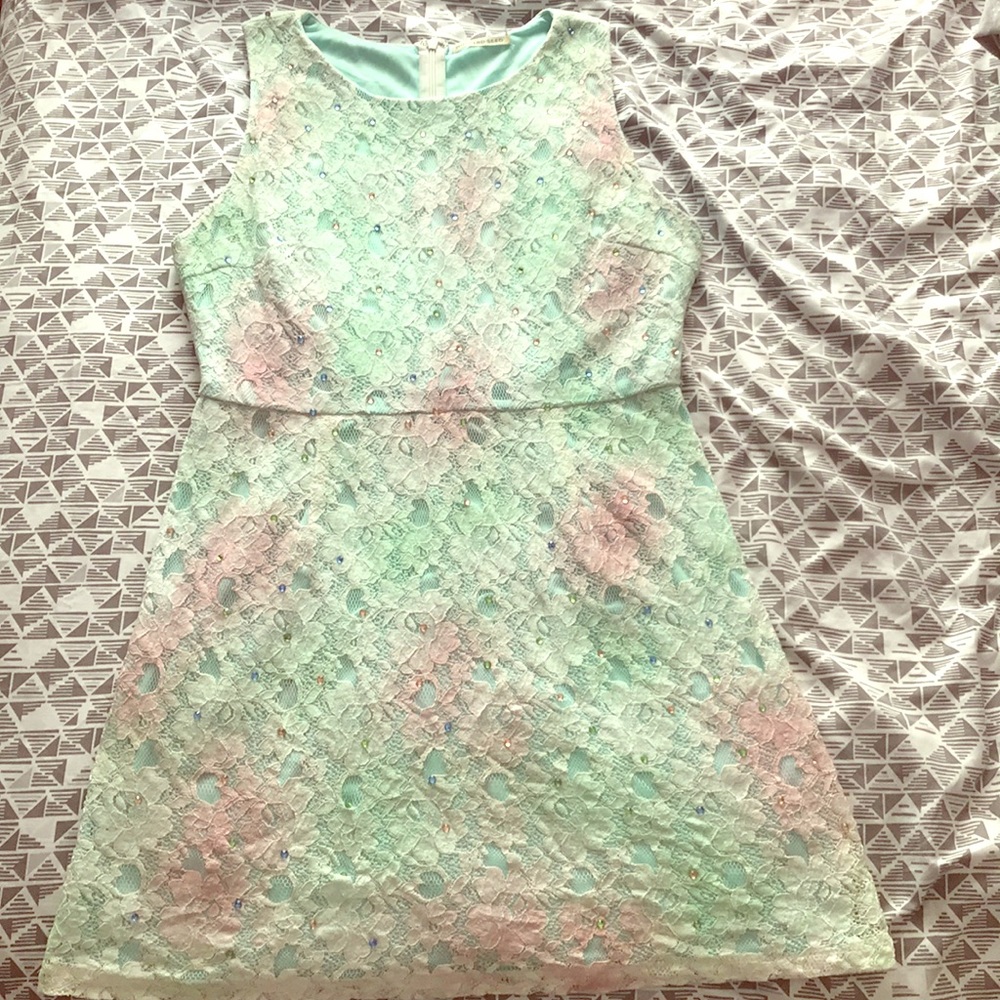 Lace dress